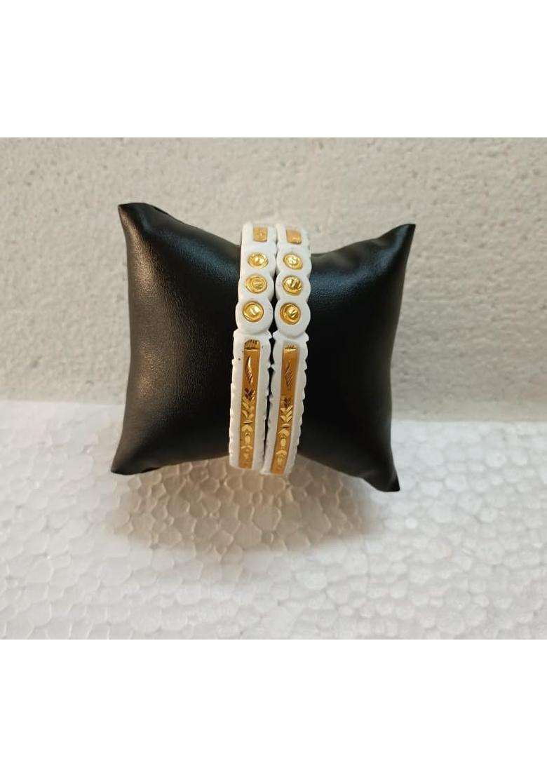 Purabi Jewels Original Shakha Badhano Bandhani with Gold Plating Motor Design for Women Yellow Gold Set of 2 - Indya