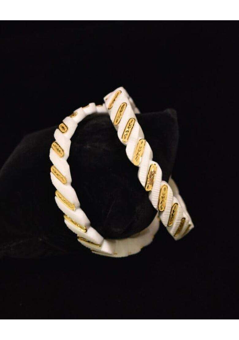 Happycraft Original Shakha Bengali Bangles for Women White Bangle with Gold Design Pack of 2 - Indya
