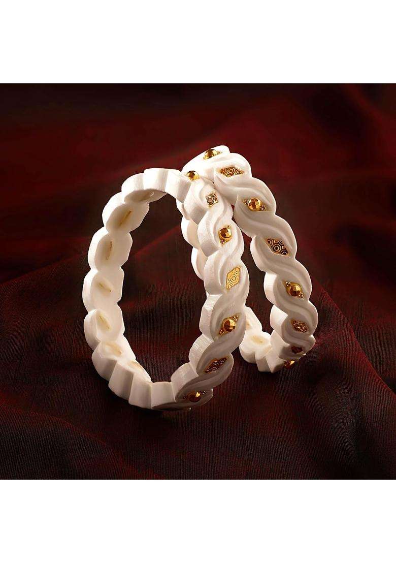 Happycraft Hand Carved White Conch Shell Bangles for Women Gold Design Shakha Bengali Bridal Jewelry Pack of 2 - Indya