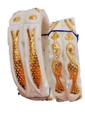 Purabi Jewels Original Shakha Badhano with Gold Plating Beautiful Fish and Peacock Design for Women Set of 2