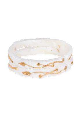 Happycraft Traditional Bengali Wedding Original Sakha Pola White Bangles with City Gold Design Pack of 2