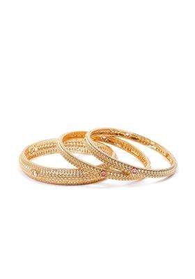 Nuyug Gold Plated Ruby Accent Heritage Bangle Set