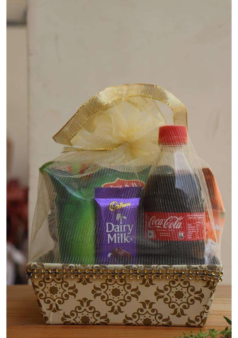 Scissors Craft Premium Printed Hardboard Gift Hamper with Golden Net Cover Pack of 50 - Indya