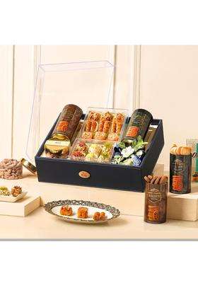 Oasis Baklawa Majesty Gift Hamper Premium Turkish Baklava and Dry Fruits Basket