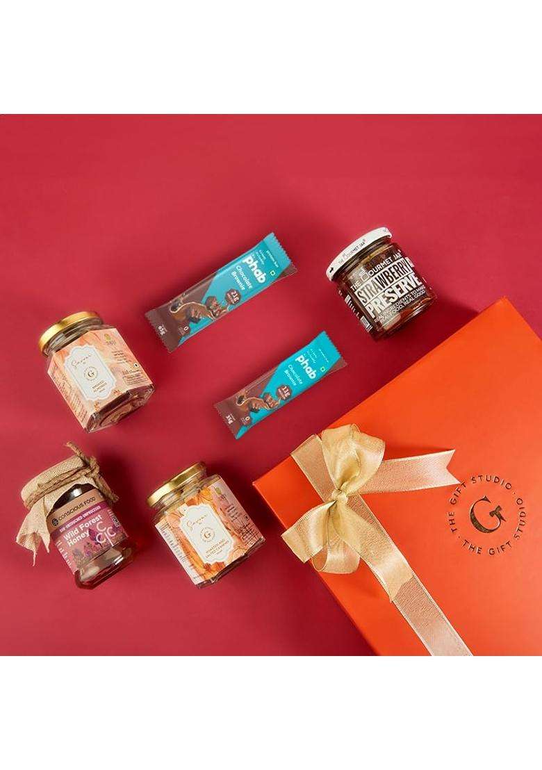 The Gift Studio COM Guilt Free Indulgence Gift Box Healthy Snack Hamper with Cashews Almonds Organic Honey - Indya