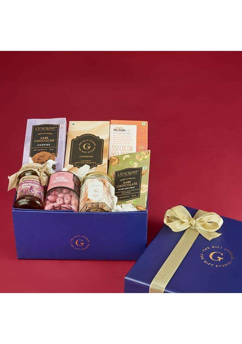 The Gift Studio Purple COM Amour and Indulgence - Indya
