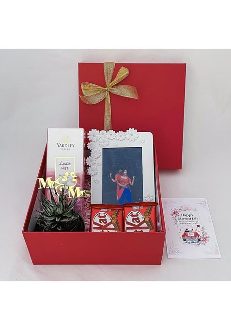 Angroos White Wedding Gift Hamper by Angroos Gifts Boutique Includes Customised Frame Succulent Plant with Pot
