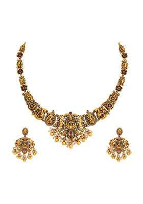 Kushals Fashion Jewellery Ruby Gold Polished Antique Necklace Set with Hanging Earrings and Adjustable Chain