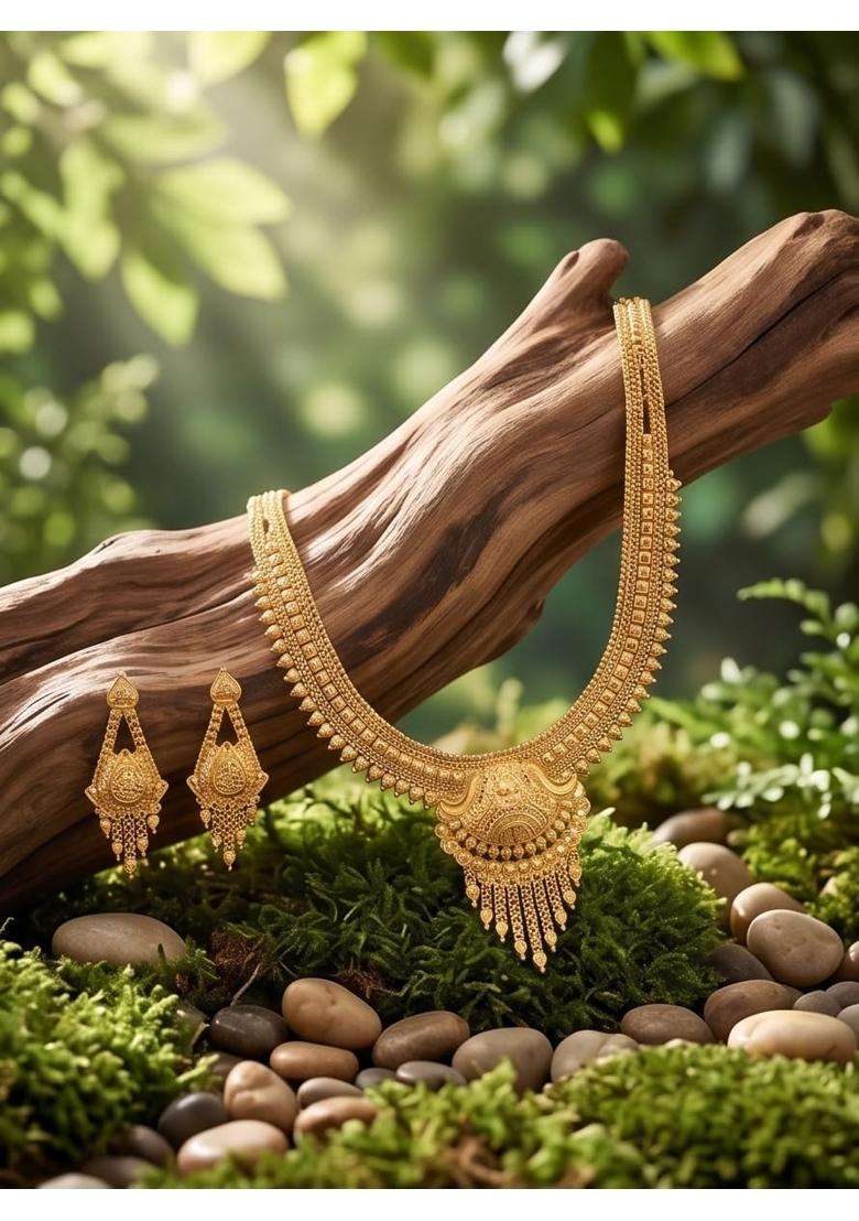 Divyoro Majestic Temple Haram Set for Women Goldenen Alloy Brass Copper Jewellery - Indya