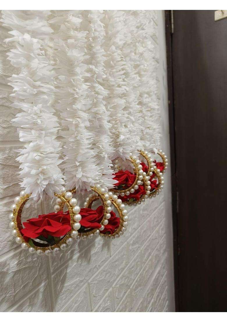 Style Speaks India Jasmine with Rose Bangle Garland Toran White and Red Pack of 30 - Indya