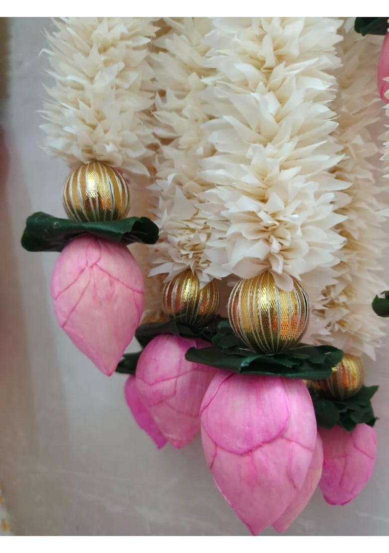 Style Speaks India Indian Jasmine Lotus Heavy Garland Off White and Baby Pink Pack of 25 - Indya
