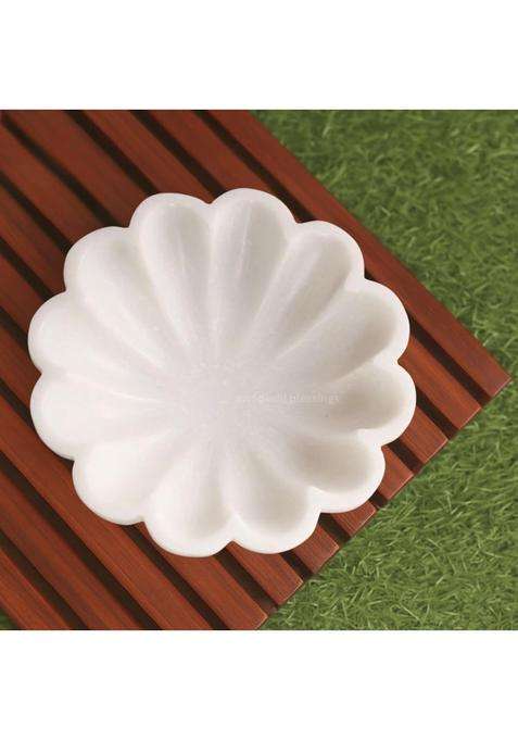 Swadeshi Blessings White Handcrafted Marble Scalloped Urli Bowl for Home Decor