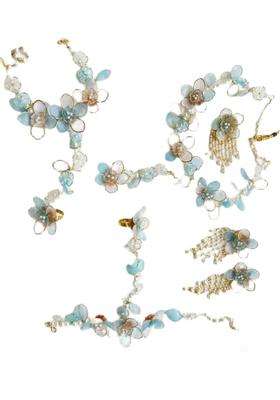 Resin Floral Jewellery Set with Pearl Accents Blue and Gold