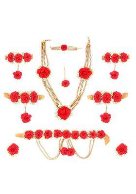 Anuradha Plus Elegant Red Colour Bridal Flower Jewellery Set for Haldi Gota Patti Necklace Earrings
