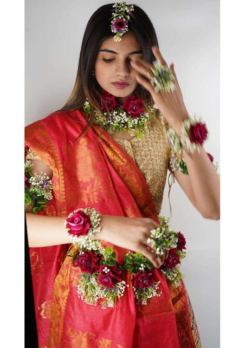 Prafullit Flowers Handcrafted Artificial Floral Jewellery Set for Women - Indya