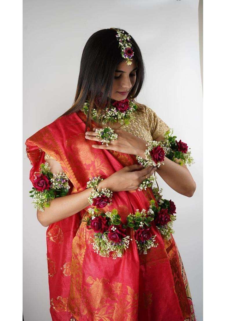Prafullit Flowers Handcrafted Artificial Floral Jewellery Set for Women - Indya