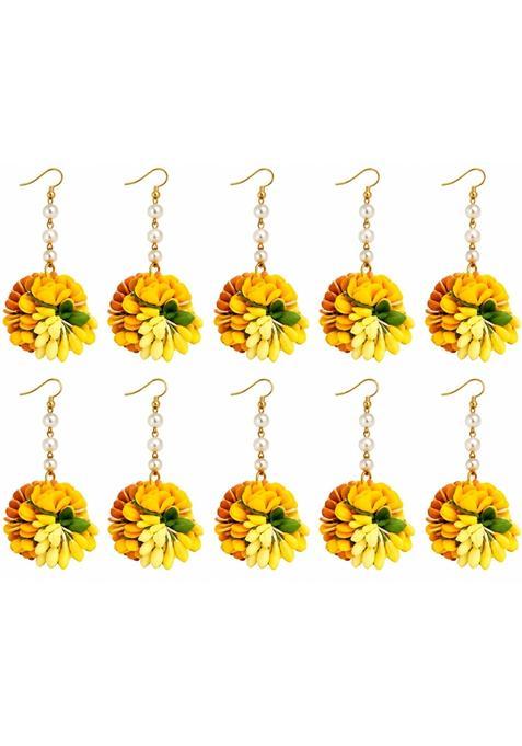 Trending HUT Yellow Maang Tikka Gota Patti for Haldi Function Lightweight Handmade Flower Jewellery for Women