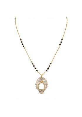 P C Chandra Jewellers 18 KT Gold Radiant Halo Convertible Diamond Mangalsutra for Women