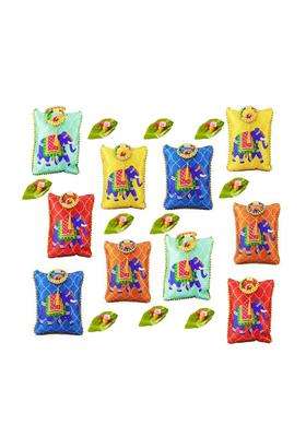 SAI Balaji Traditional Potli Gift Bags with Zip Closure Bangle Handle and Leaf and Haldi Kumkum Pouches