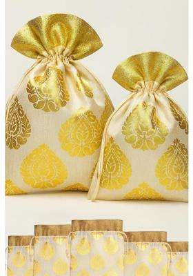 Abhaas Cream 20Pcs Drawstrings Potli Bag for Gifting 23X18CM