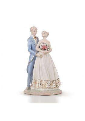 Zoomella Glazed Bride and Groom Figurine Glossy Wedding Figurine with Decorative Base Elegant Bride and Groom