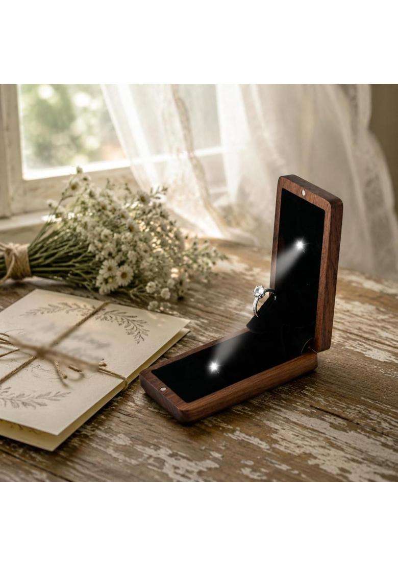 Snappsy Wedding Band Box Vintage Design Attractive Band Box Long Lasting Jewelry Storage for Brides and Grooms - Indya