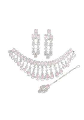Denicraas Womens Designer Choker Necklace Set with Earrings and Maang Tikka