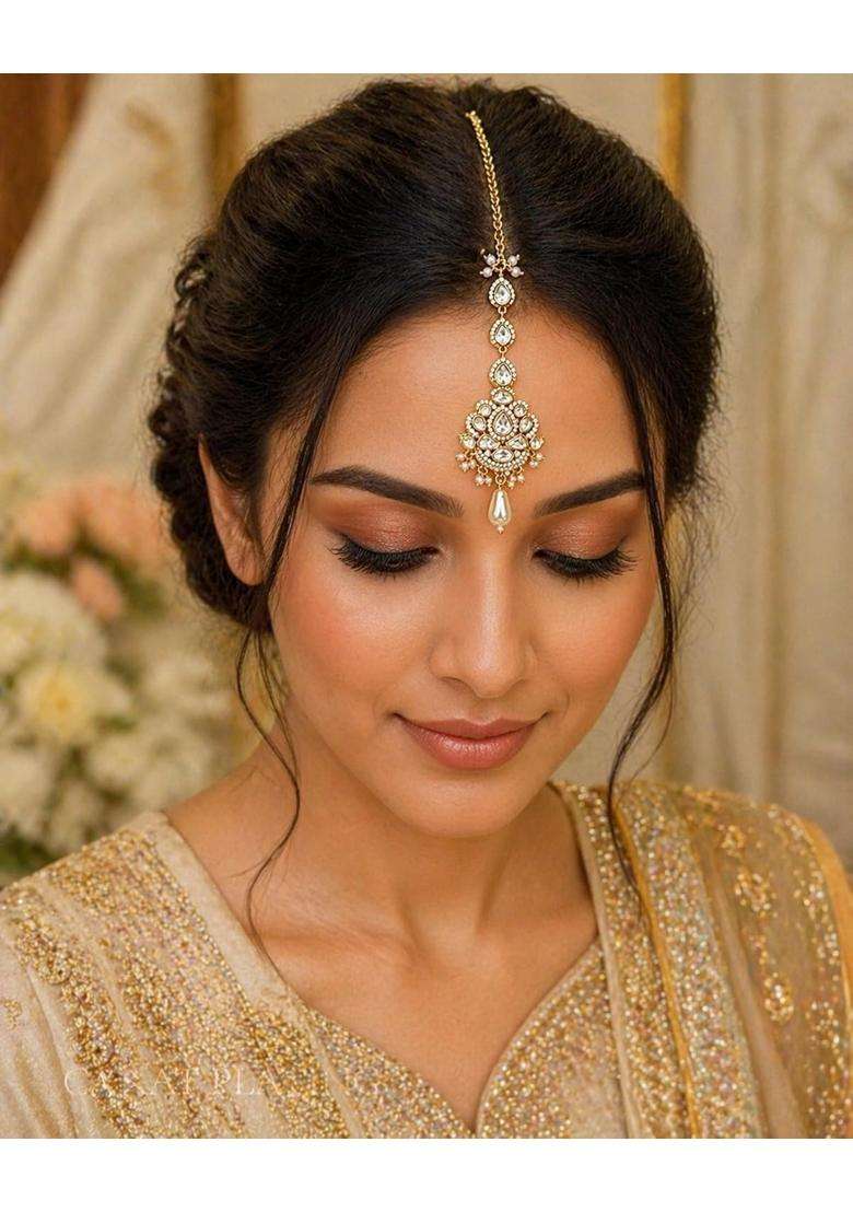 Zhabu Kundan Maang Tikka with Pearl Drops Gold Toned - Indya