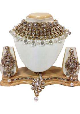Shining Diva White Bridal Necklace Set Jewellery Set with Earrings and Maang Tikka for Women