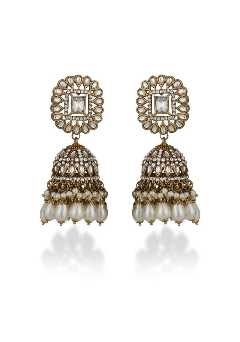 Reesha Jewel Maroon Kundan Pearl Choker Necklace Set with Jhumka Earrings and Maang Tikka - Indya