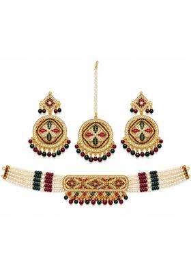 Multicolour Wishberrie Hyderabadi Jadau Kundan Pearl Choker Necklace Set with Earrings and Round Maang Tikka