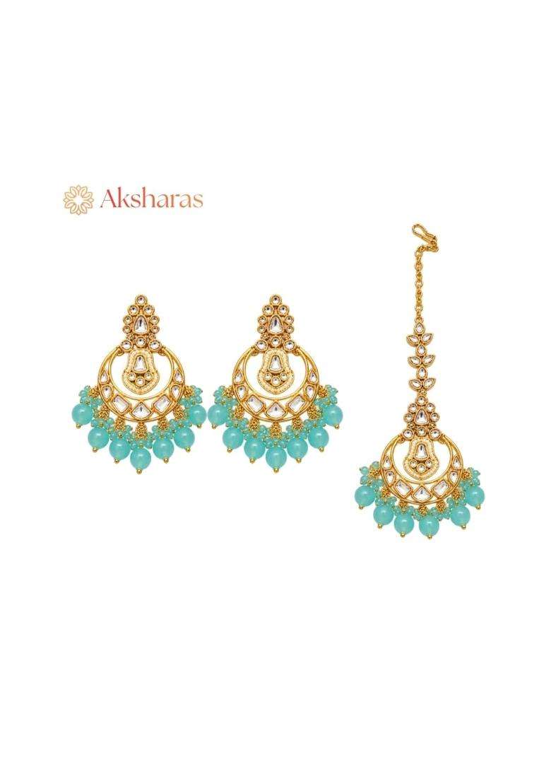 Sea Green Kundan Choker Necklace Set with Earrings and Maang Tikka by Aksharas - Indya