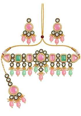 Moahar Pink and Mint Green Kundan Choker Necklace Set with Matching Earrings and Maang Tikka