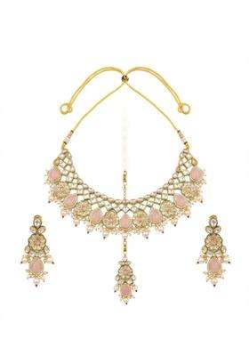PM AURA Jewels Traditional Blush Pink Kundan Choker Necklace with Matching Earrings and Maang Tikka Set