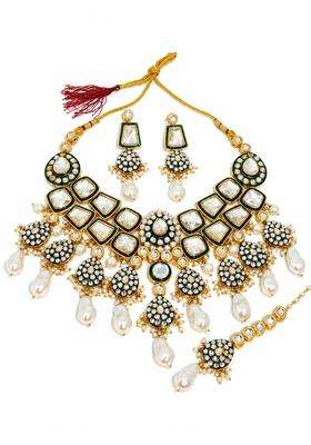 Shaili Craft 24K Gold Plated Kundan Bridal Necklace Set with Earrings and Maang Tikka