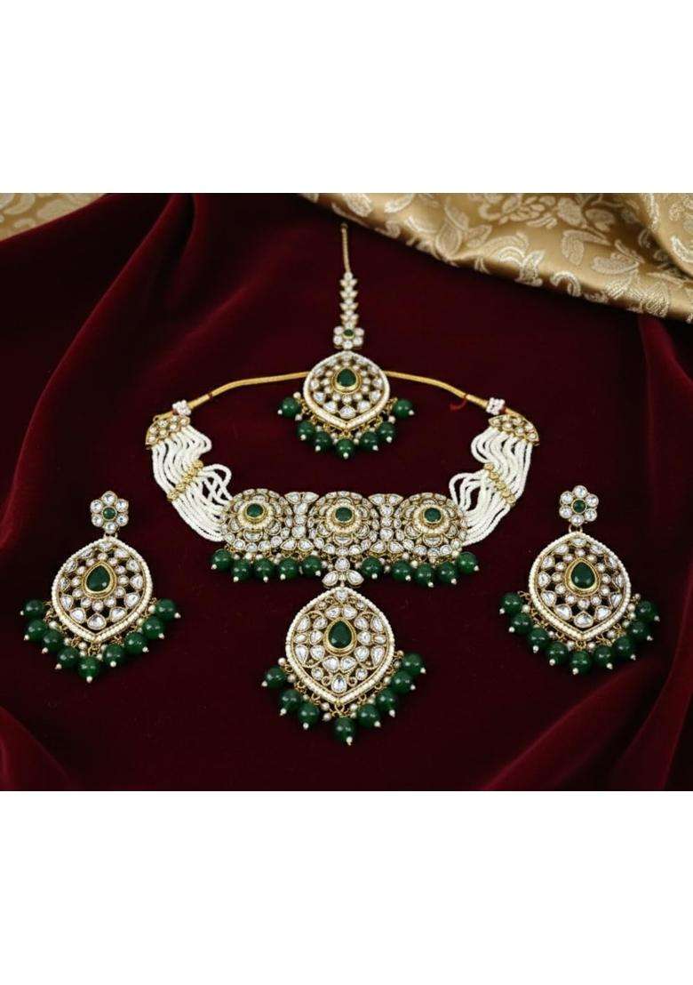 OMID Luxury Green Kundan and Pearl Choker Necklace Set with Earrings and Maang Tikka - Indya