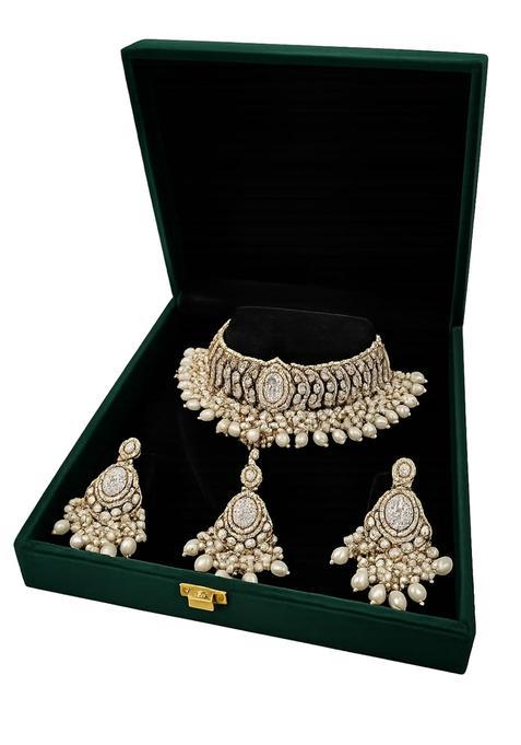 Premium Gold Plated Kundan Pearl Bridal Choker Necklace Set with Earrings and Maang Tikka for Women