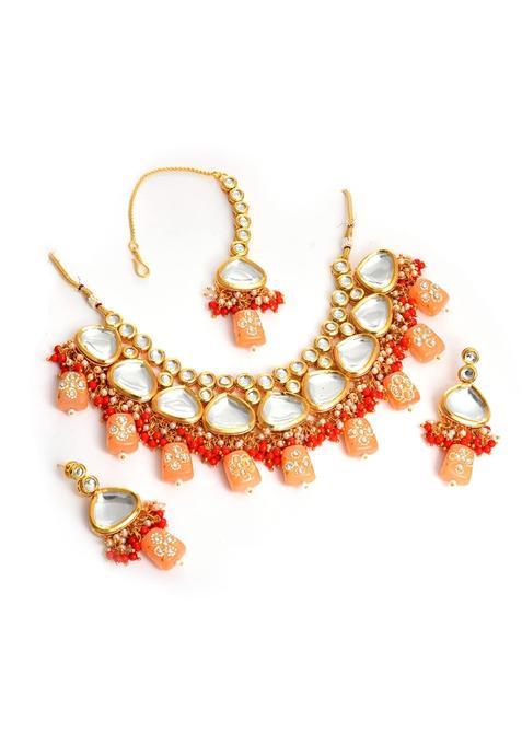 SOHI Gold Plated Kundan Beaded Necklace Earrings and Maang Tikka Set SOHNCK2062