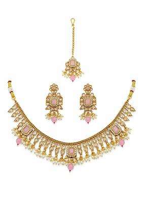 PM AURA Jewels Elegant Pastel Pink Kundan Choker Necklace Set with Maang Tikka and Earrings