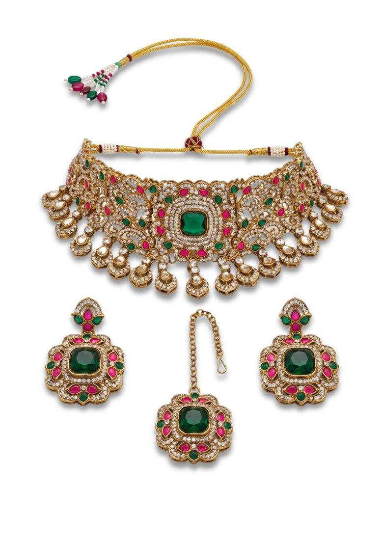 Reesha Jewel Maroon Indian Bridal Choker Necklace Set with Earrings and Maang Tikka - Indya