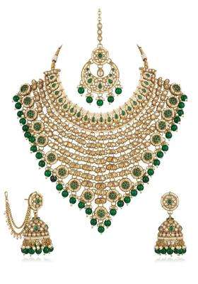 Royal Emerald and Kundan Bridal Choker Necklace Set with Jhumka Earrings and Maang Tikka Gold Toned