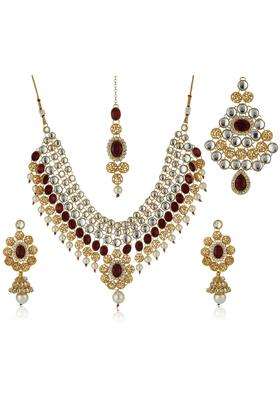 Shining Diva Non Precious Metal Traditional Kundan Jewellery Set