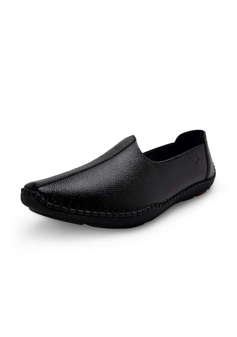 Mochi Black Men Leather Juti Shoe - Indya