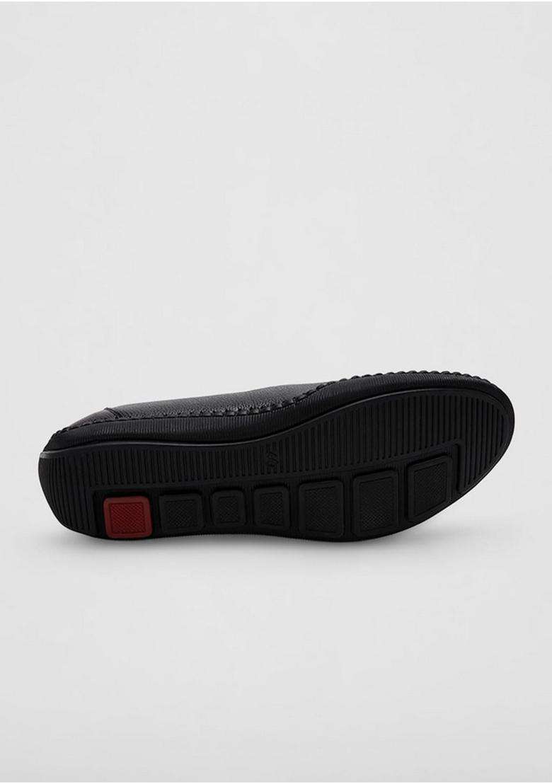 Mochi Black Men Leather Juti Shoe - Indya