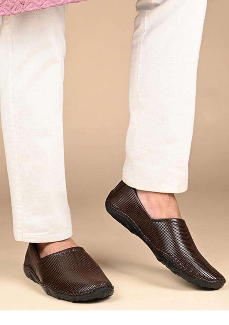Louis Stitch Ethnic Slip on Mojaris for Men Genuine Leather Flexible Stylish Nagra Juti for Men - Indya