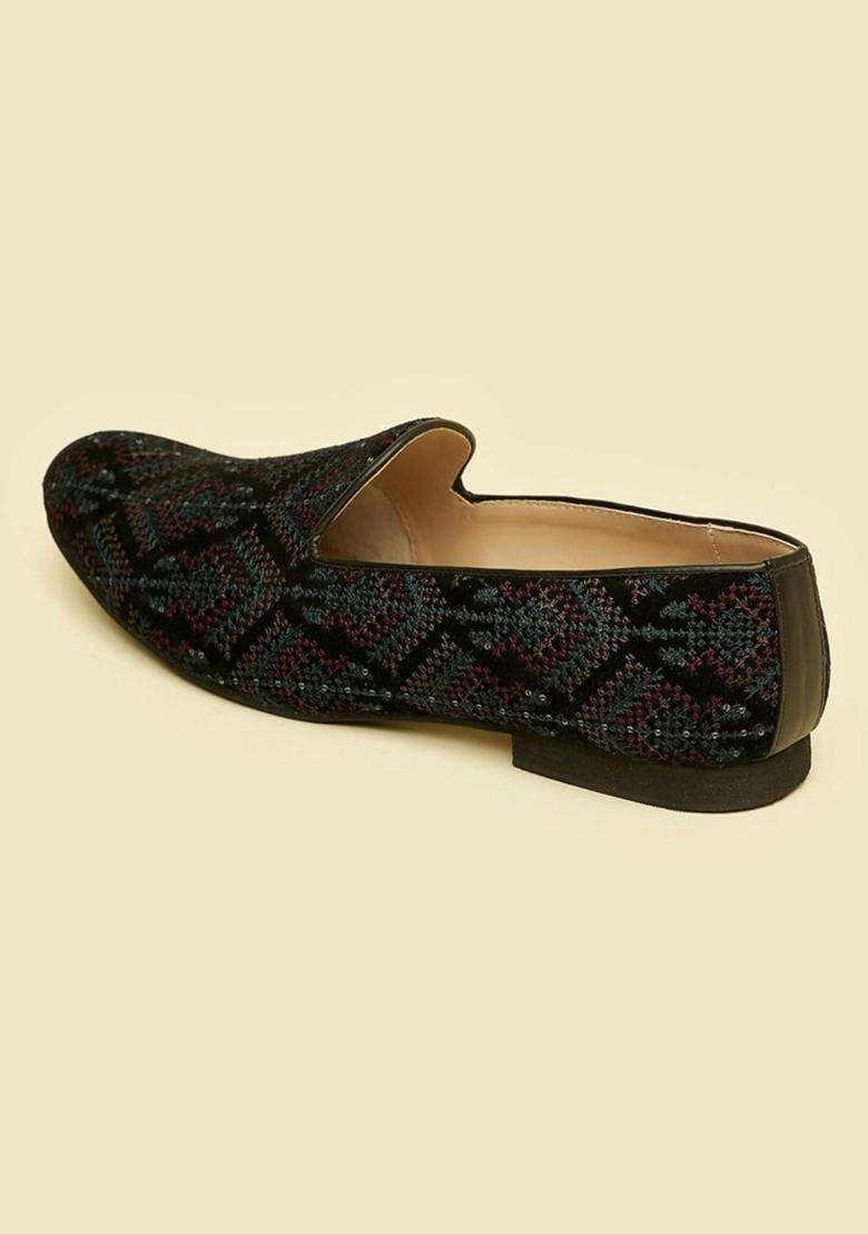Manyavar Mens Embroidered Sequined Loafer Style Juti Ethnic Juttis and Mojaris - Indya