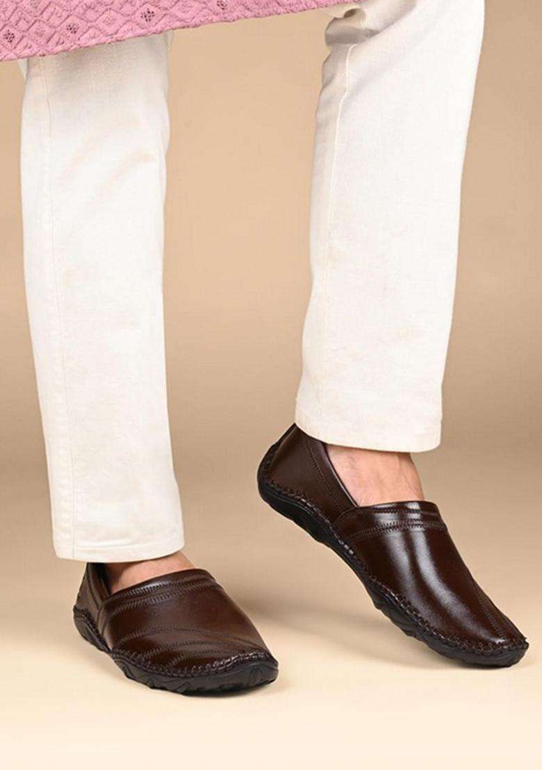 Louis Stitch Mens Ethnic Slip on Mojaris Brunette Brown Genuine Leather Stylish Nagra Juti for Men - Indya