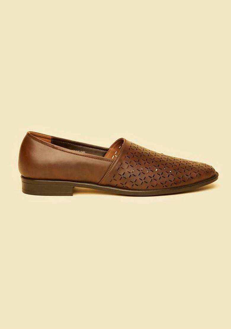 Manyavar Dark Brown Elegance Shoes Mens Ethnic Jutti - Indya