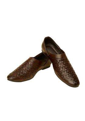 Manyavar Brown Self Texture Loafers Juti Mens Ethnic Jutti