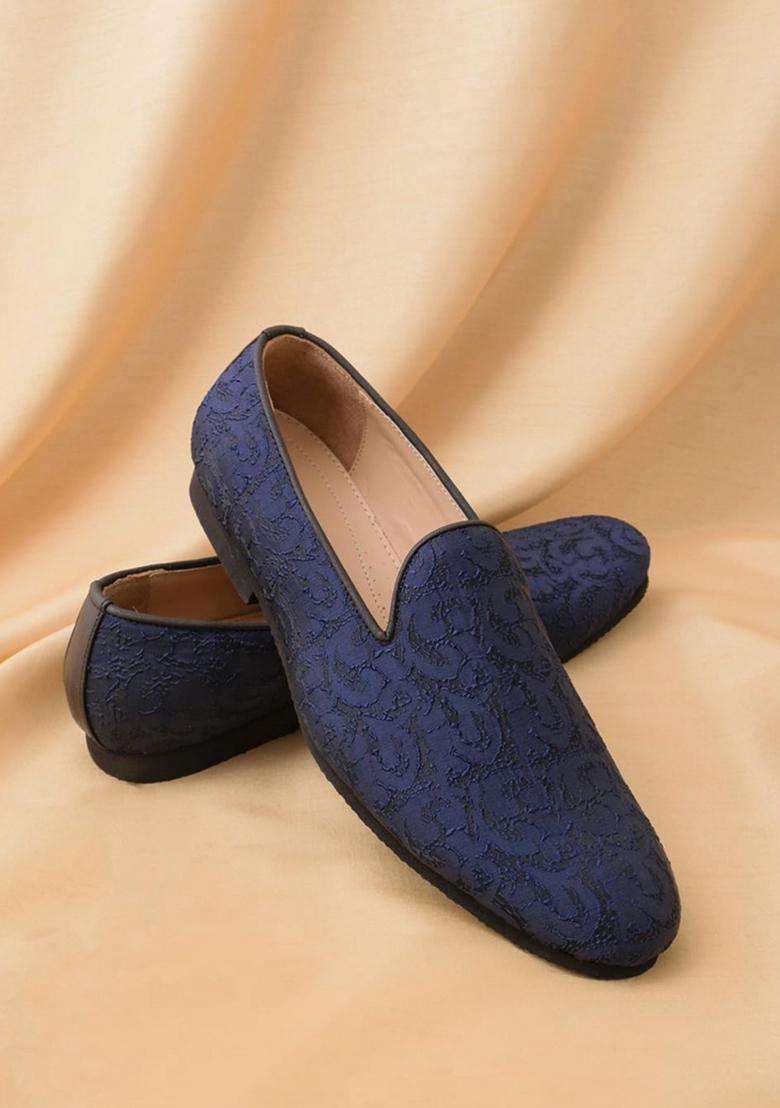Manyavar Blue Loafers Self Texture Juti Mens Ethnic Jutti - Indya